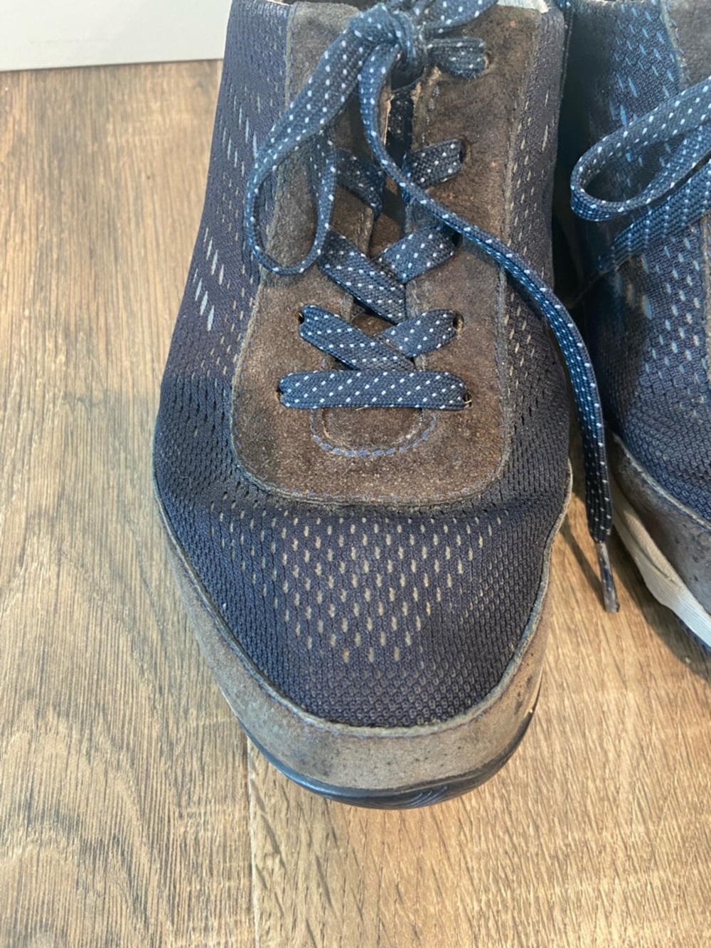 Dansko Womens Athletic Lace-Up Sneakers Comfort - Picture 8 of 14